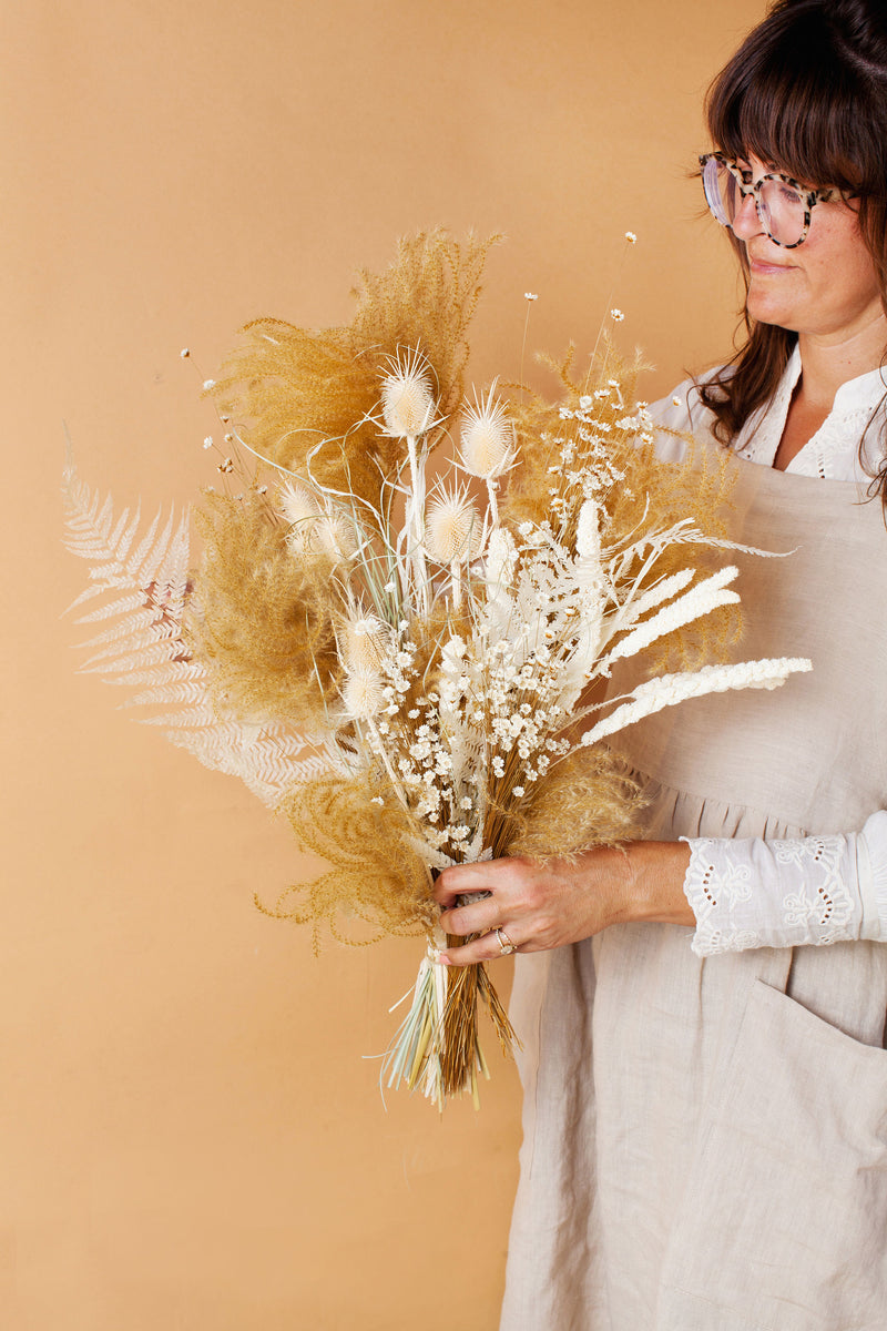 dried flower arrangements for weddings