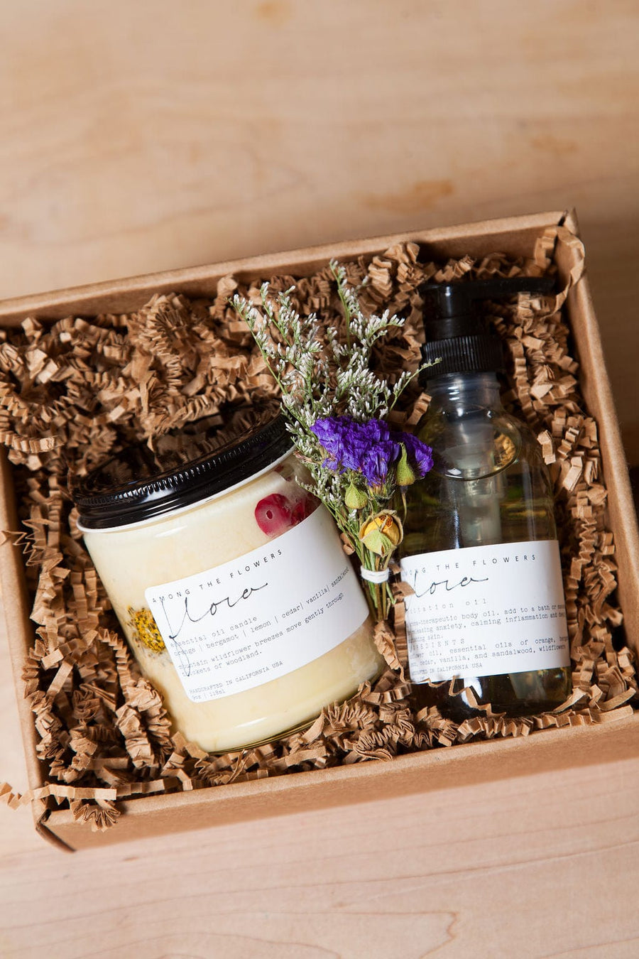 Gift Giving Flora Gift Box send a bouquet- the best flower delivery