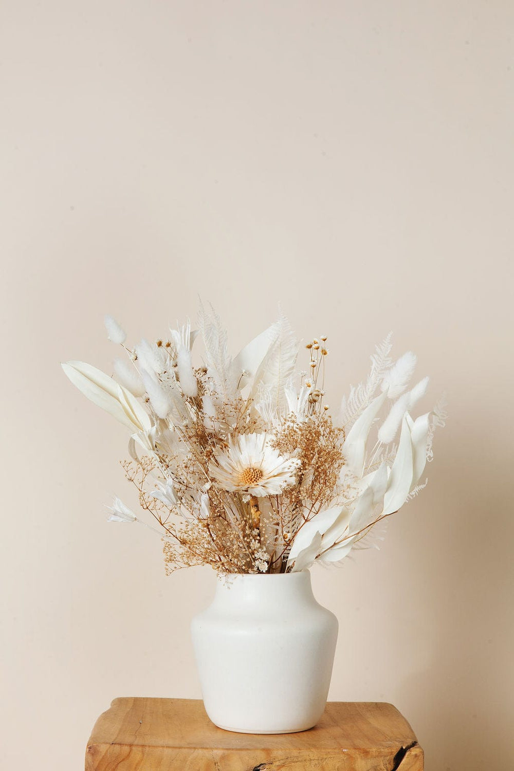 Vase Short Tulip Vase send a bouquet- the best flower delivery