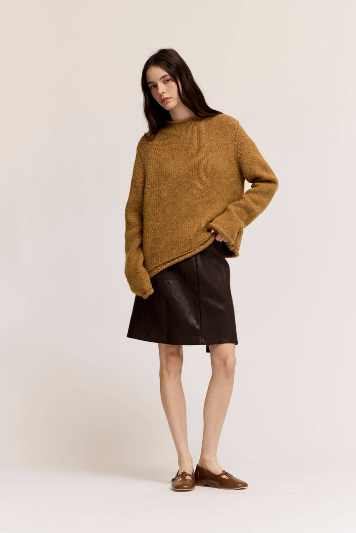42337 - ROLLED EDGE SWEATER TOP: DRY SPICE / Contemporary / L send a bouquet- the best flower delivery