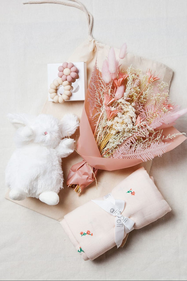 Gift Giving Baby Girl Gift Set send a bouquet- the best flower delivery