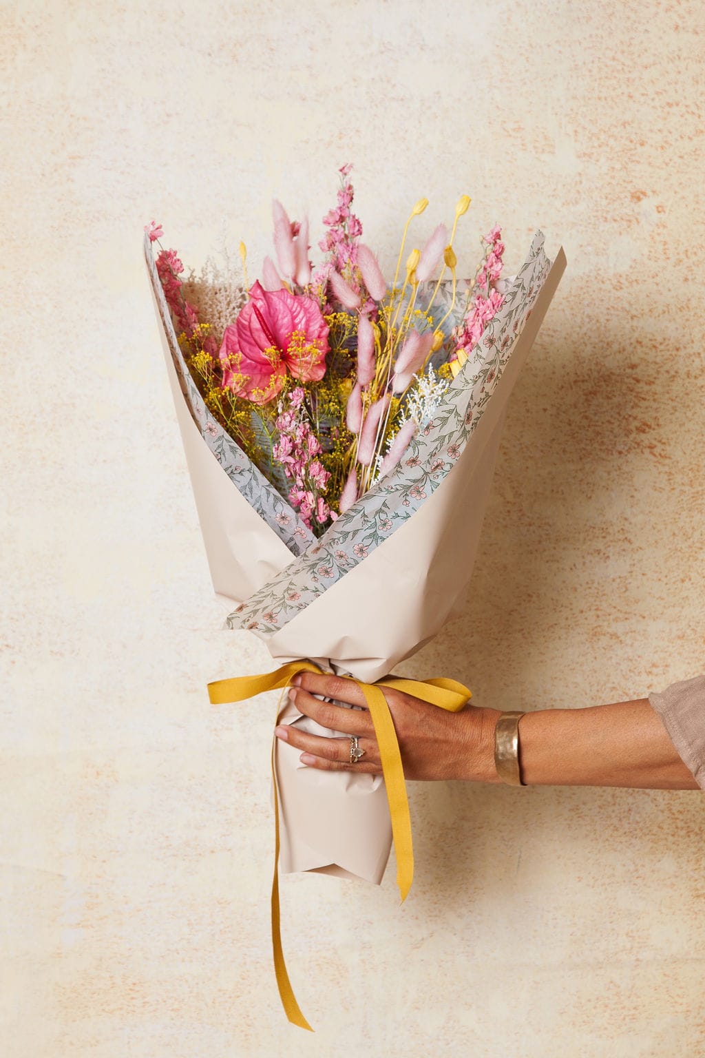 Bouquet of the Month Club send a bouquet- the best flower delivery