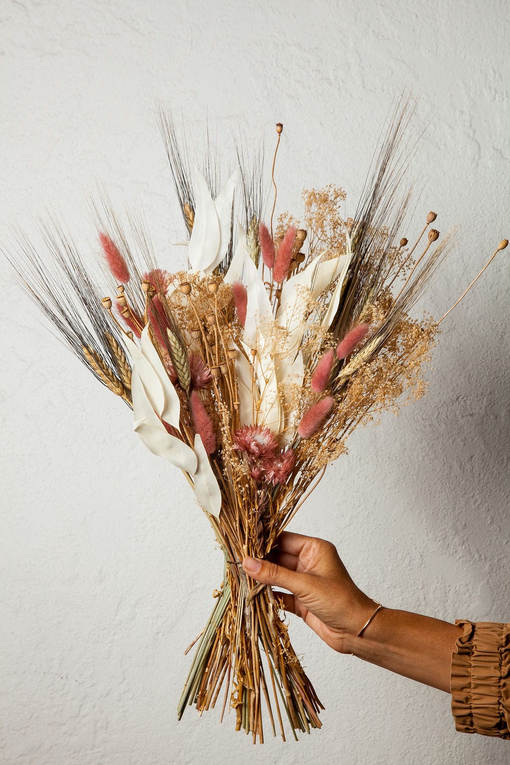 Bouquet of the Month send a bouquet- the best flower delivery