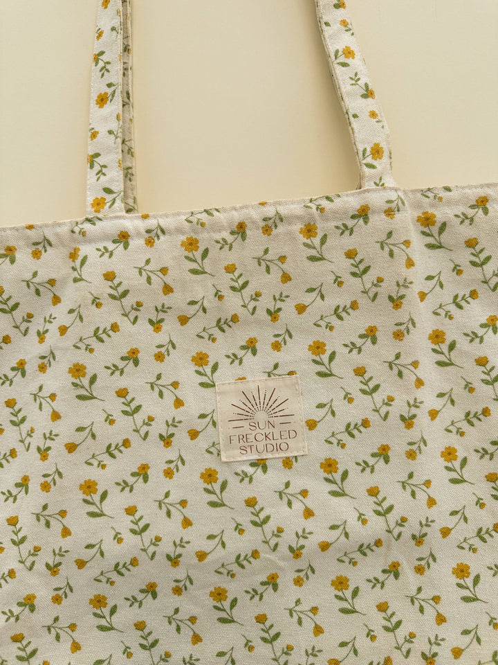 Buttercup Tote Bag: Wide send a bouquet- the best flower delivery
