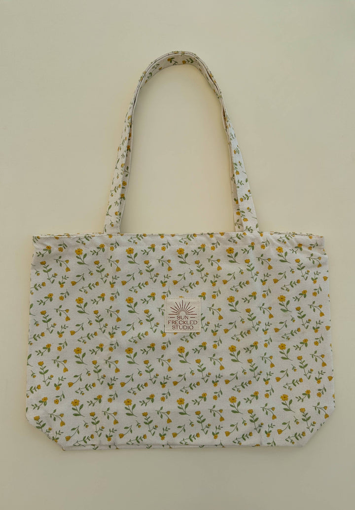 Buttercup Tote Bag: Wide send a bouquet- the best flower delivery