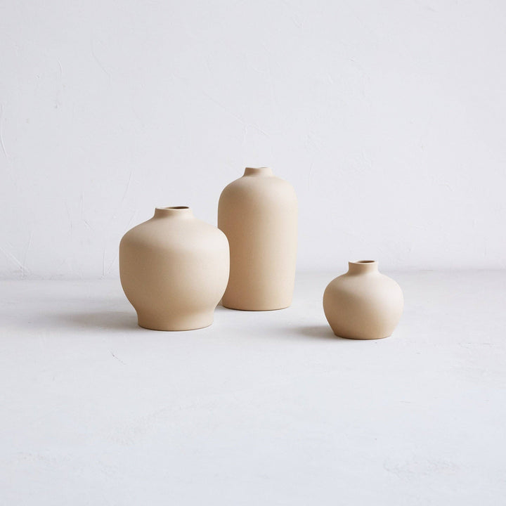 Ceramic Blossom Vase, Sand: Short send a bouquet- the best flower delivery