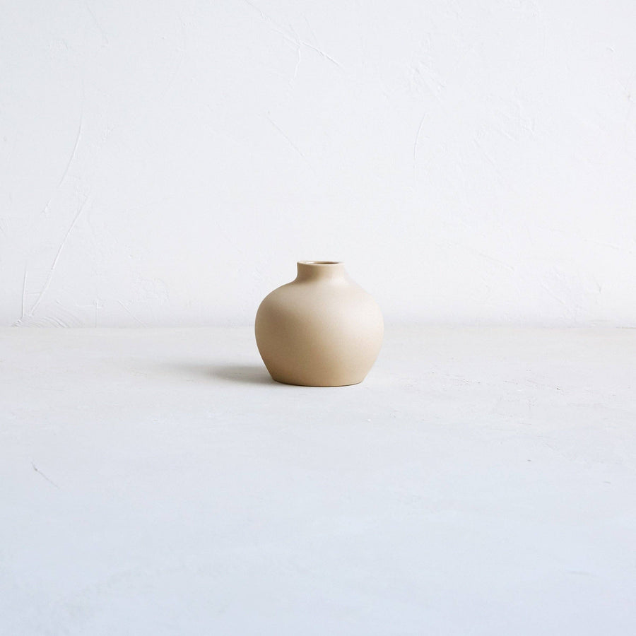 Ceramic Blossom Vase, Sand: Short send a bouquet- the best flower delivery