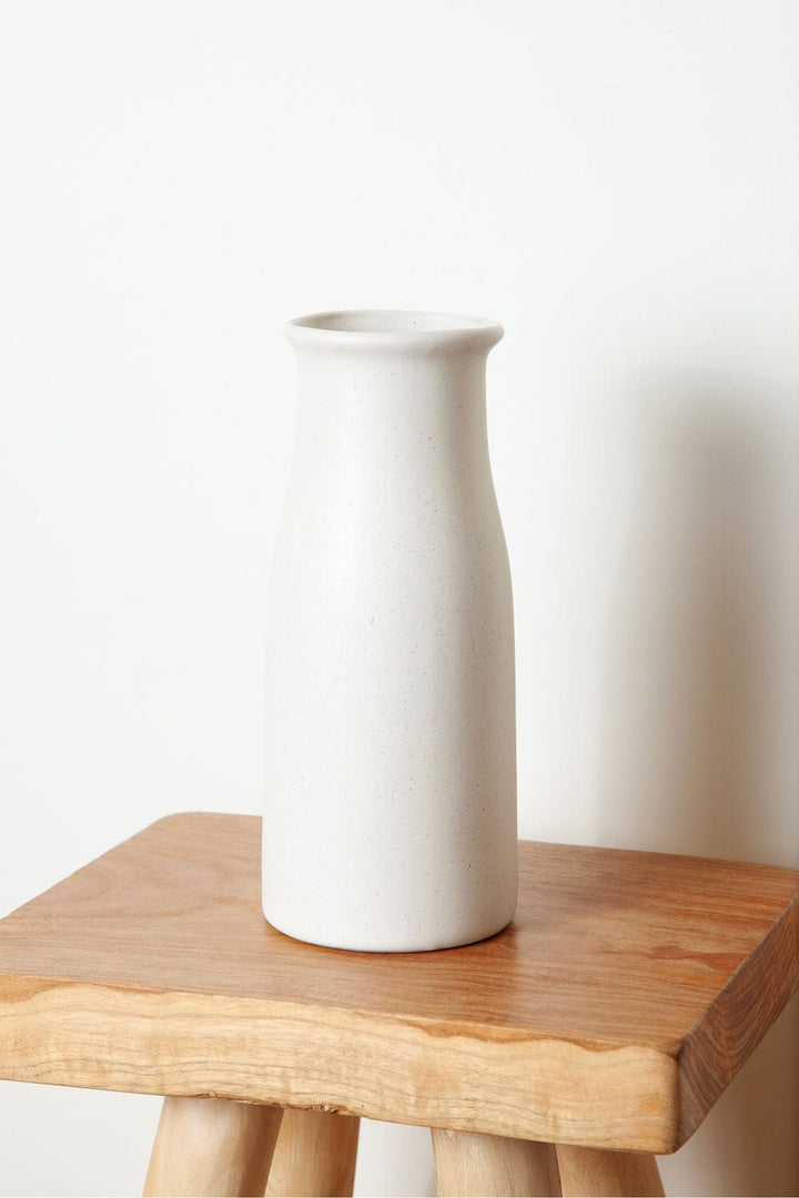 Vase Ceramic Milk Jar Vase send a bouquet- the best flower delivery