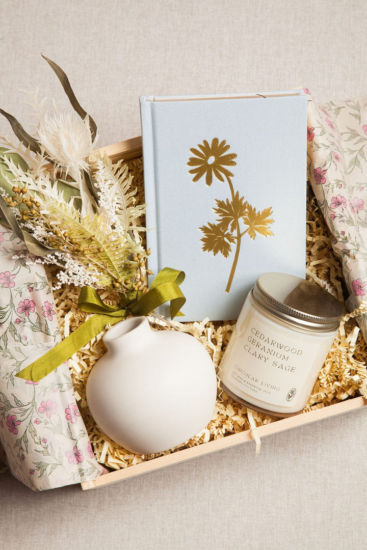 Gift Giving Dream Gift Set send a bouquet- the best flower delivery