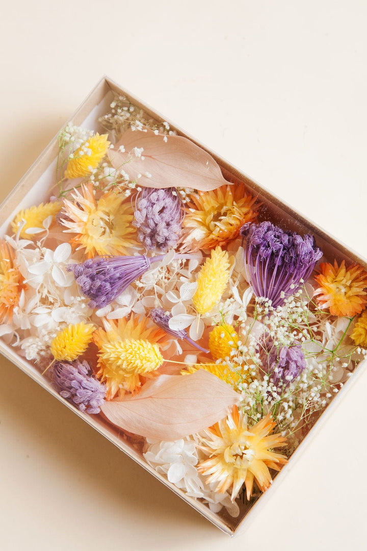 Wedding Dried Flower Confetti send a bouquet- the best flower delivery