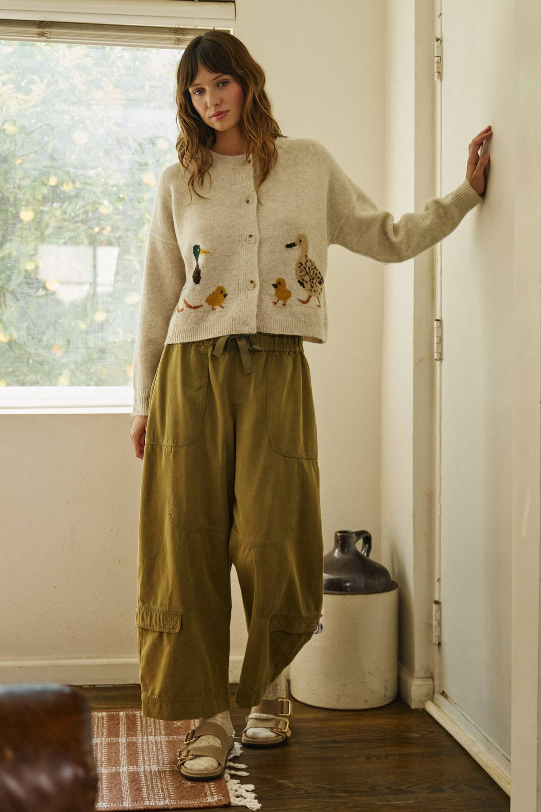 Duckling Parade Intarsia Cardigan: Oatmeal / SM-ML send a bouquet- the best flower delivery