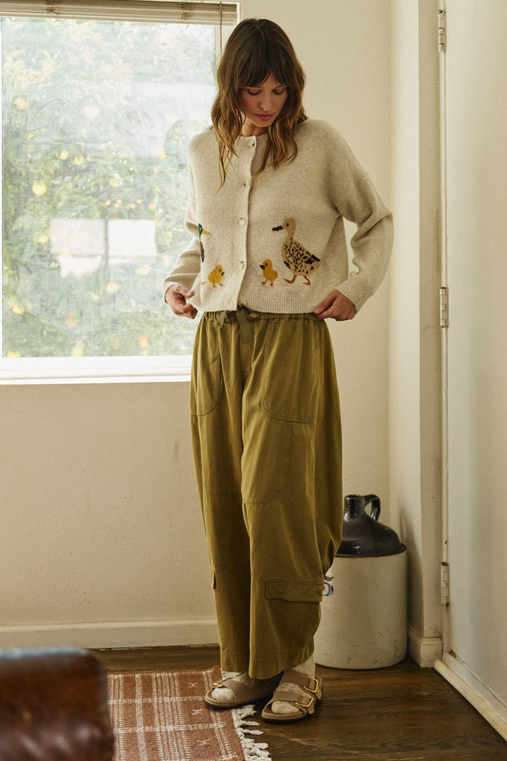 Duckling Parade Intarsia Cardigan: Oatmeal / SM-ML send a bouquet- the best flower delivery