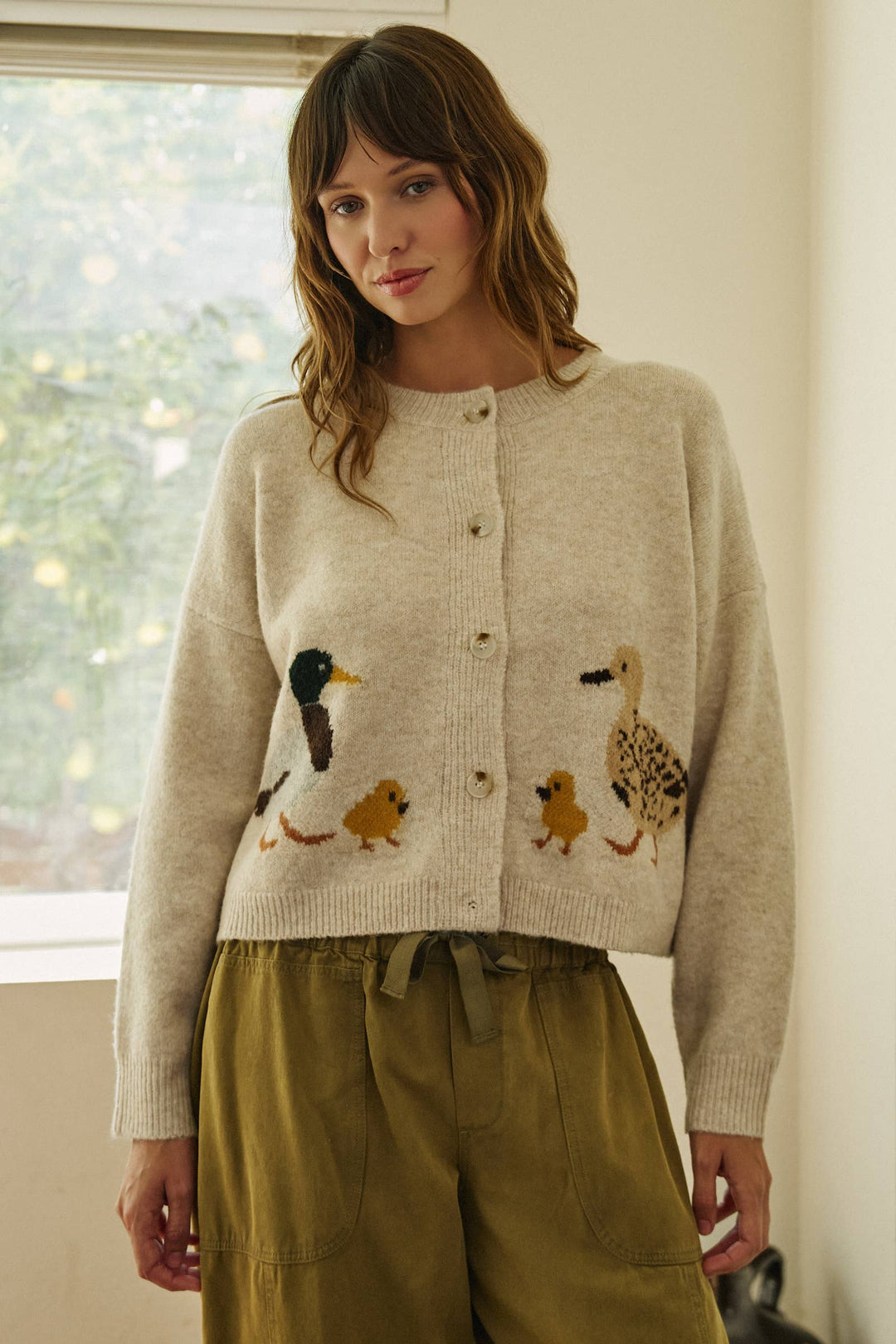 Duckling Parade Intarsia Cardigan: Oatmeal / SM-ML send a bouquet- the best flower delivery