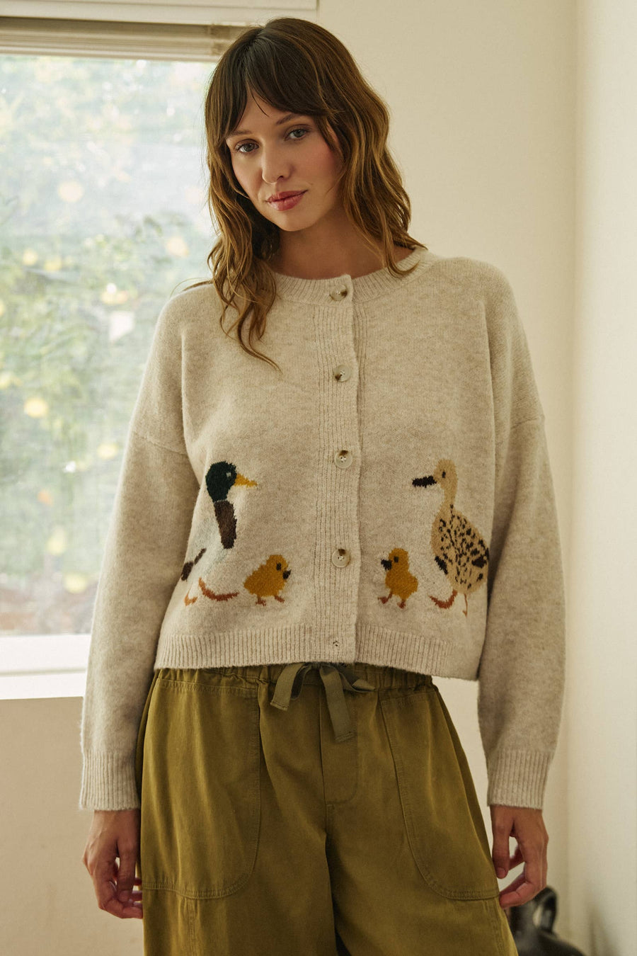 Duckling Parade Intarsia Cardigan: Oatmeal / SM-ML send a bouquet- the best flower delivery