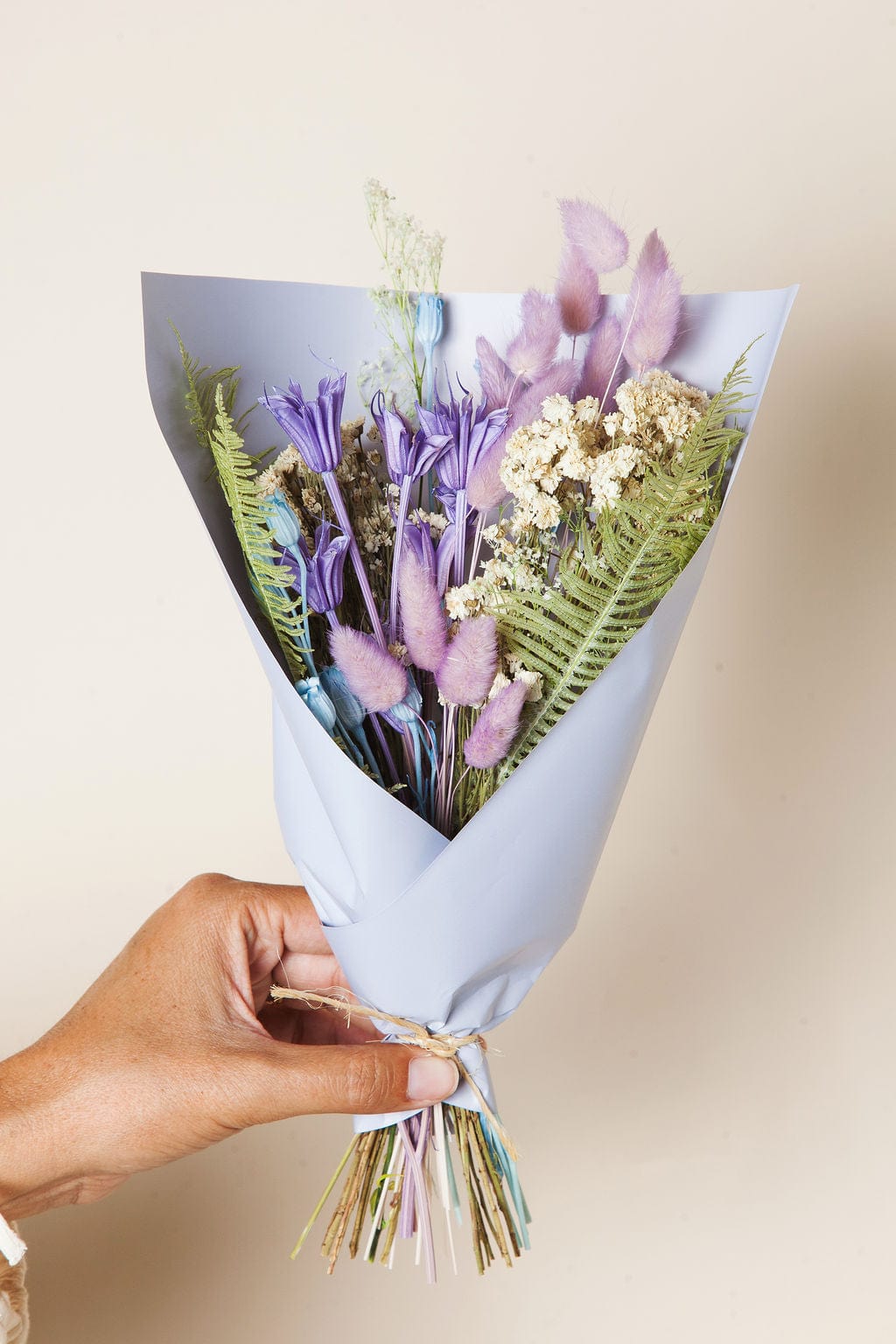 Monochrome Mini Dried Flower Bouquets - Thumbnail 3