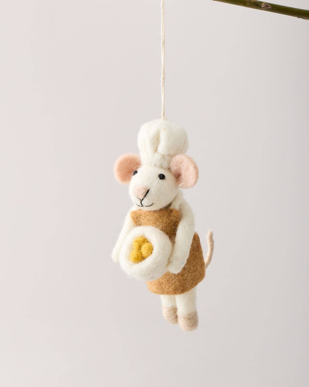 Felted Baking Mouse Ornament: Chef send a bouquet- the best flower delivery