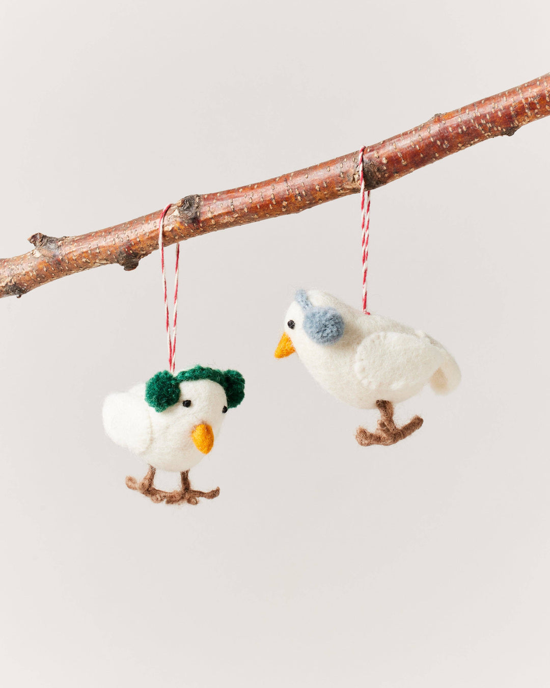 Felted Bird Ornament: Mistletoe send a bouquet- the best flower delivery