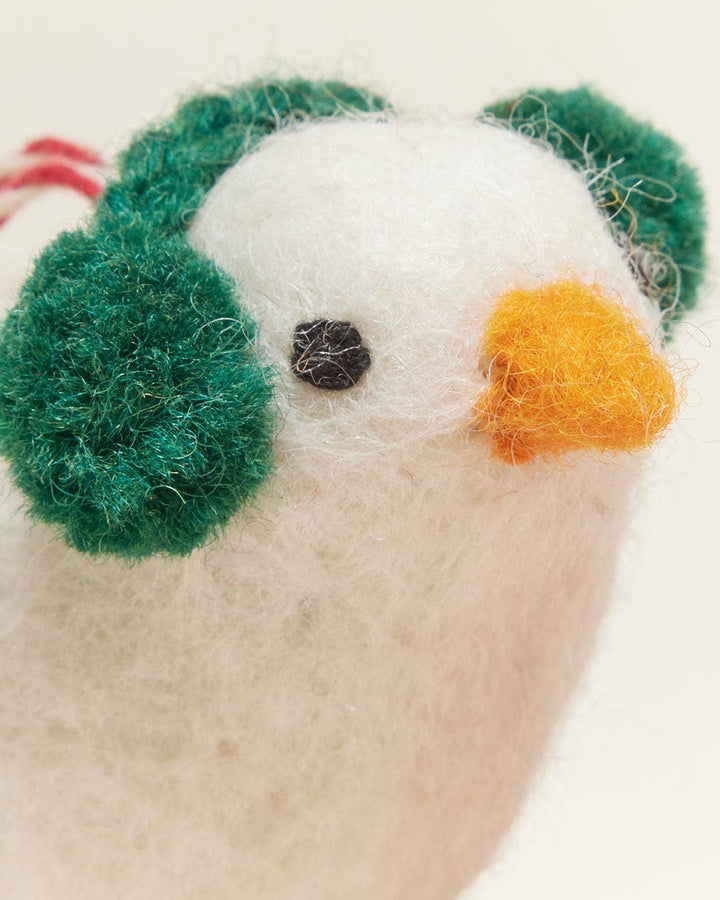 Felted Bird Ornament: Mistletoe send a bouquet- the best flower delivery