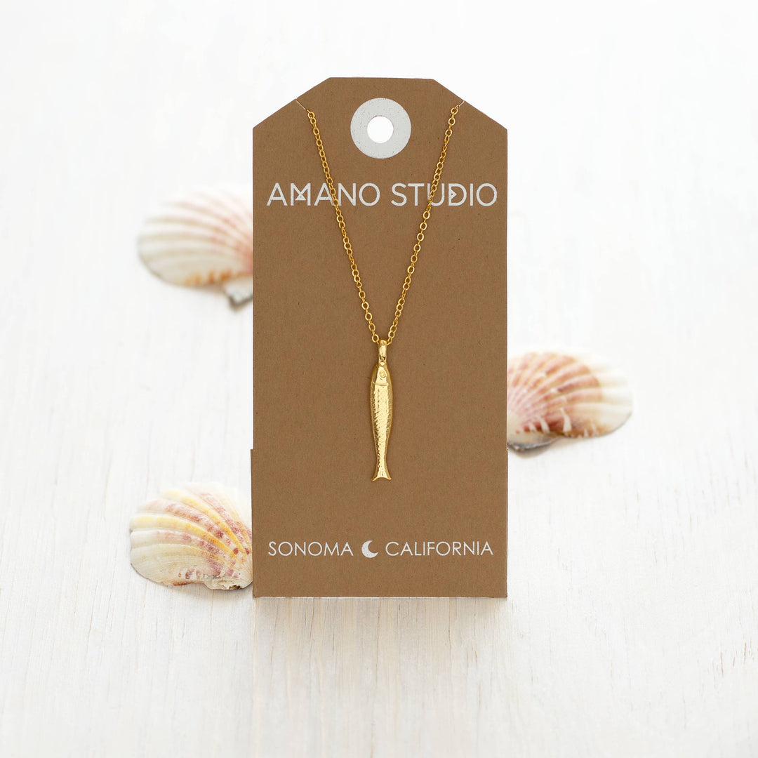 Fish Necklace send a bouquet- the best flower delivery