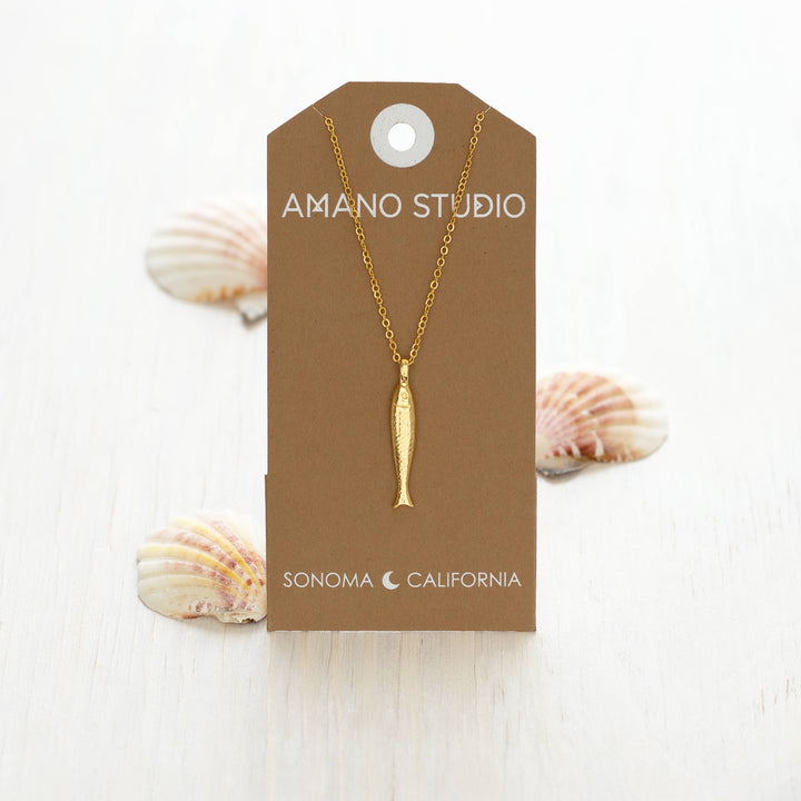 Fish Necklace send a bouquet- the best flower delivery