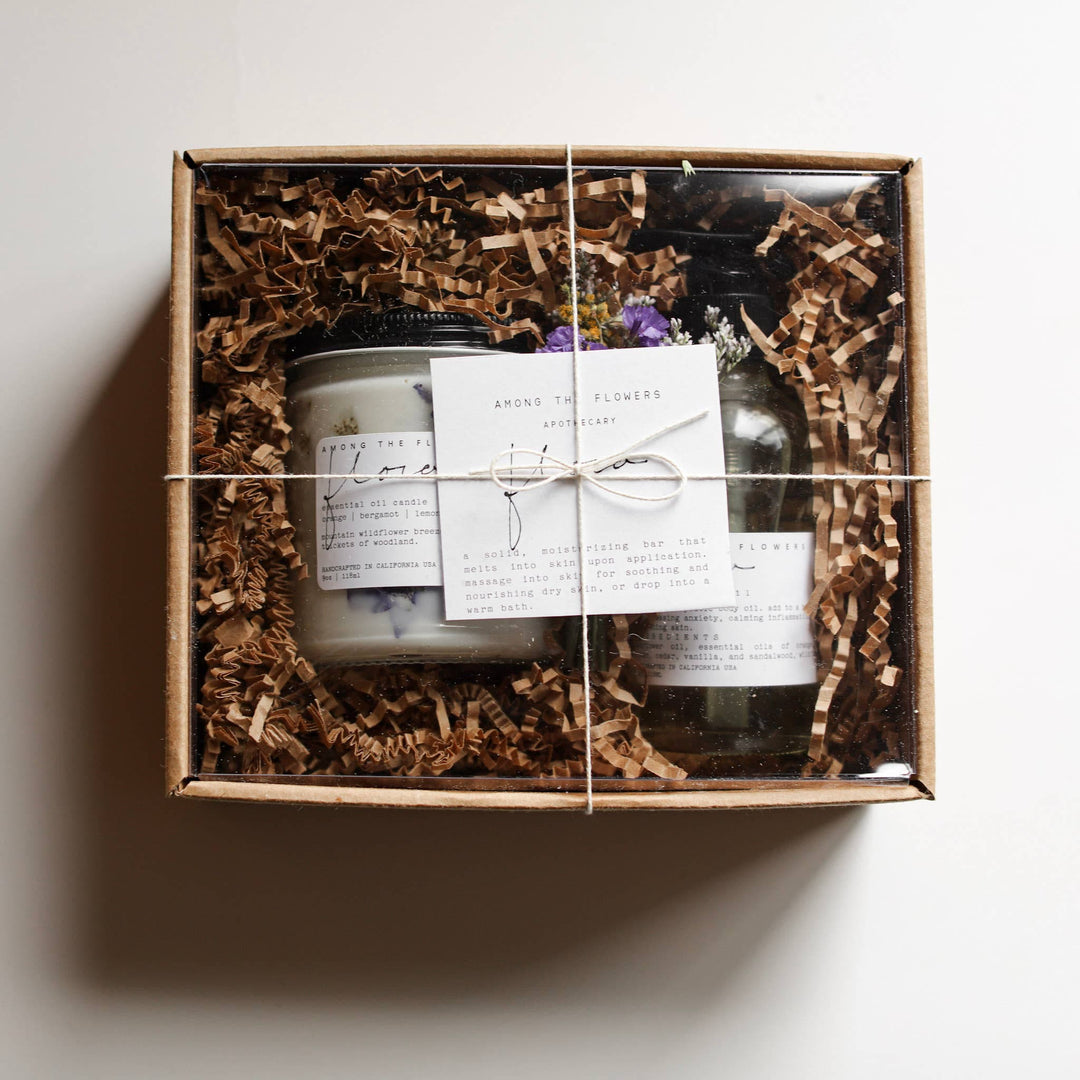 Gift Giving Flora Gift Box send a bouquet- the best flower delivery