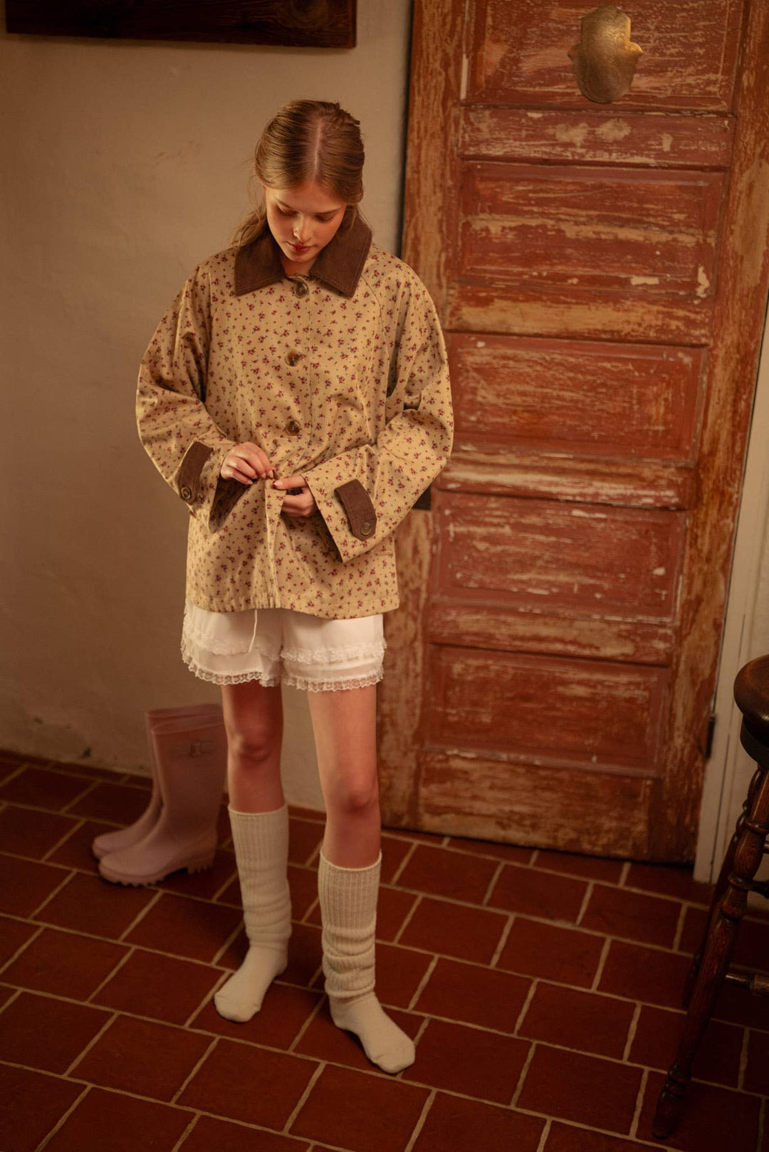 FLORAL A-LINE SWING JACKET WITH CONTRAST CORDUROY MJK5143: Beige / L send a bouquet- the best flower delivery