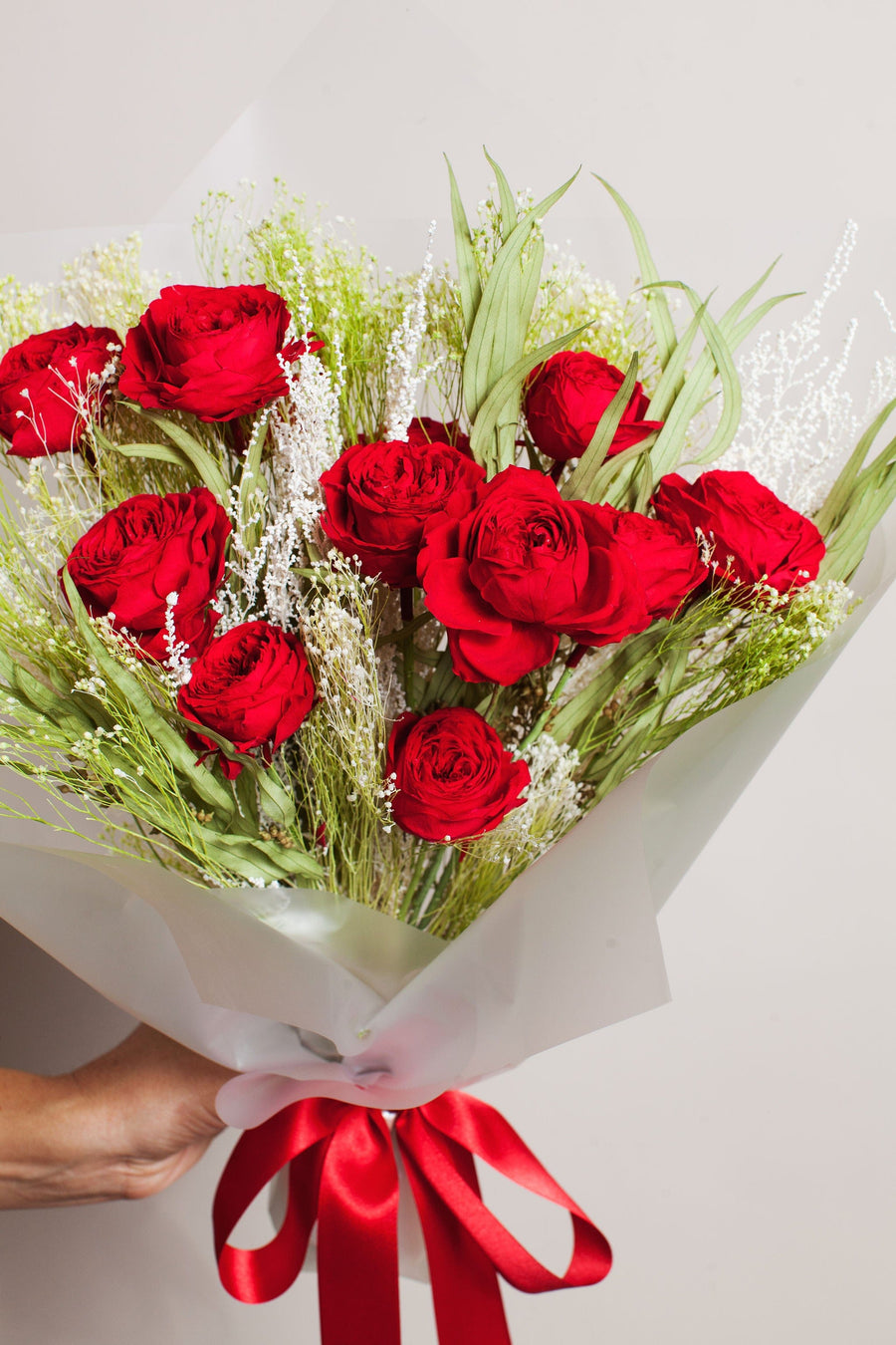 Bouquets Forever Dozen Red Roses send a bouquet- the best flower delivery