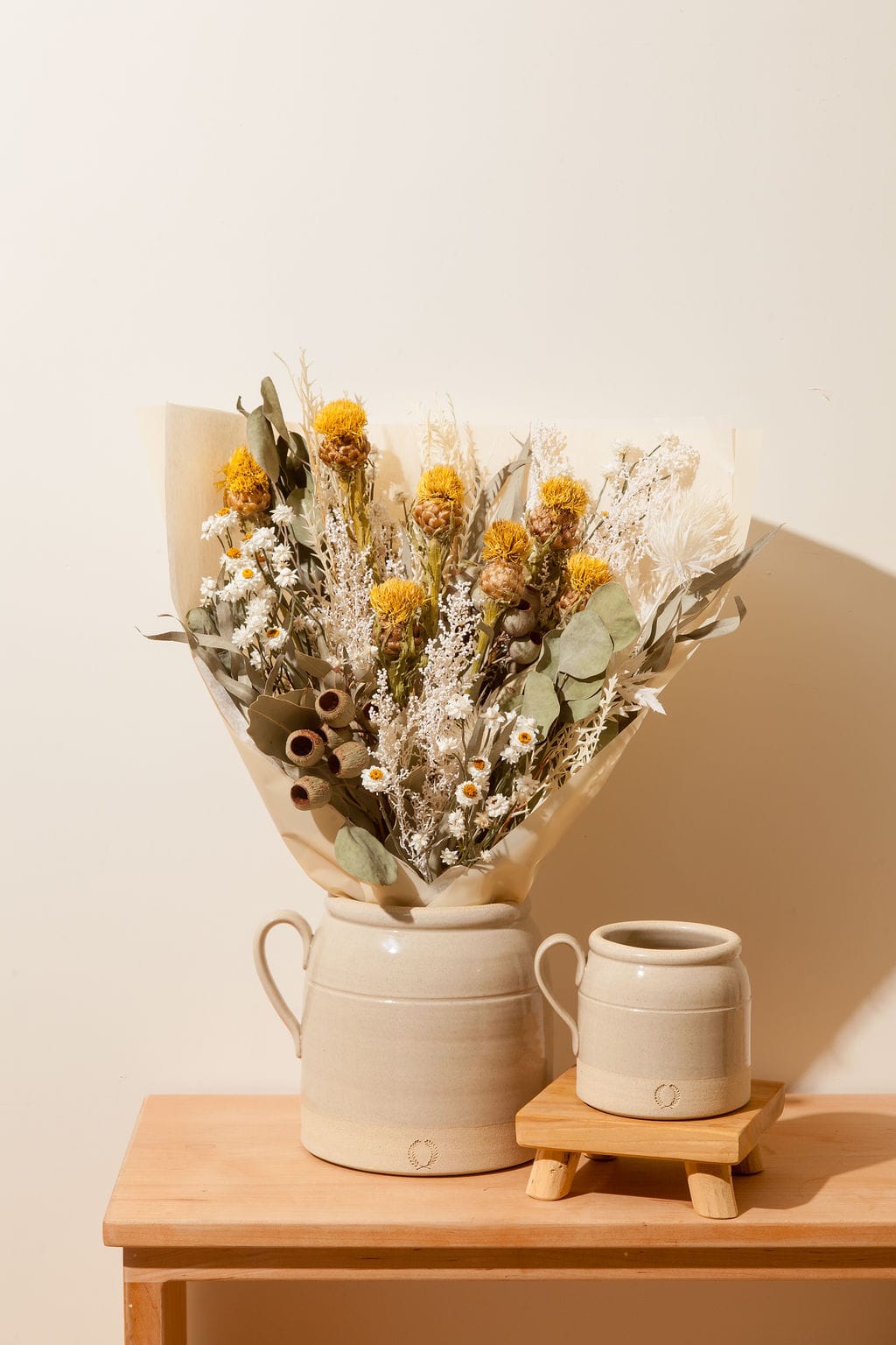 Vase French Country Crock: Oat Stoneware / Small send a bouquet- the best flower delivery