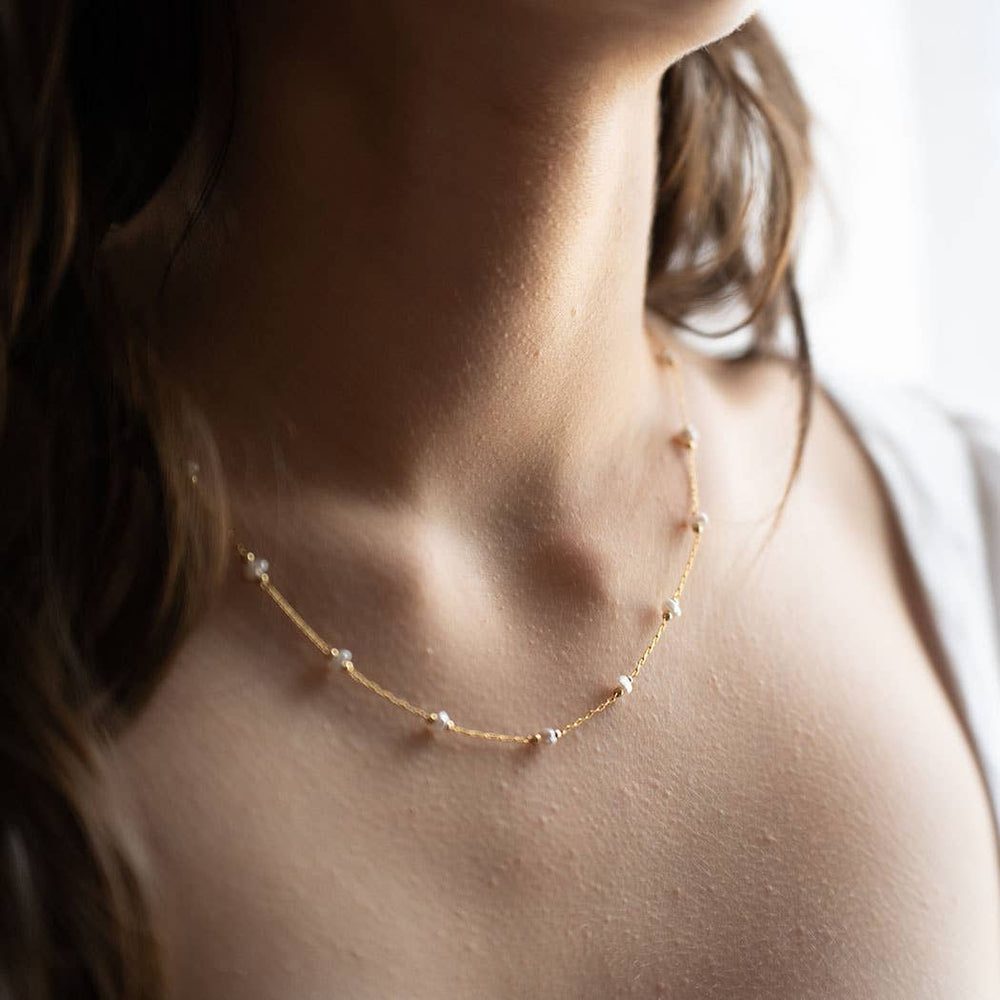Freshwater Pearl Station Chain Necklace send a bouquet- the best flower delivery