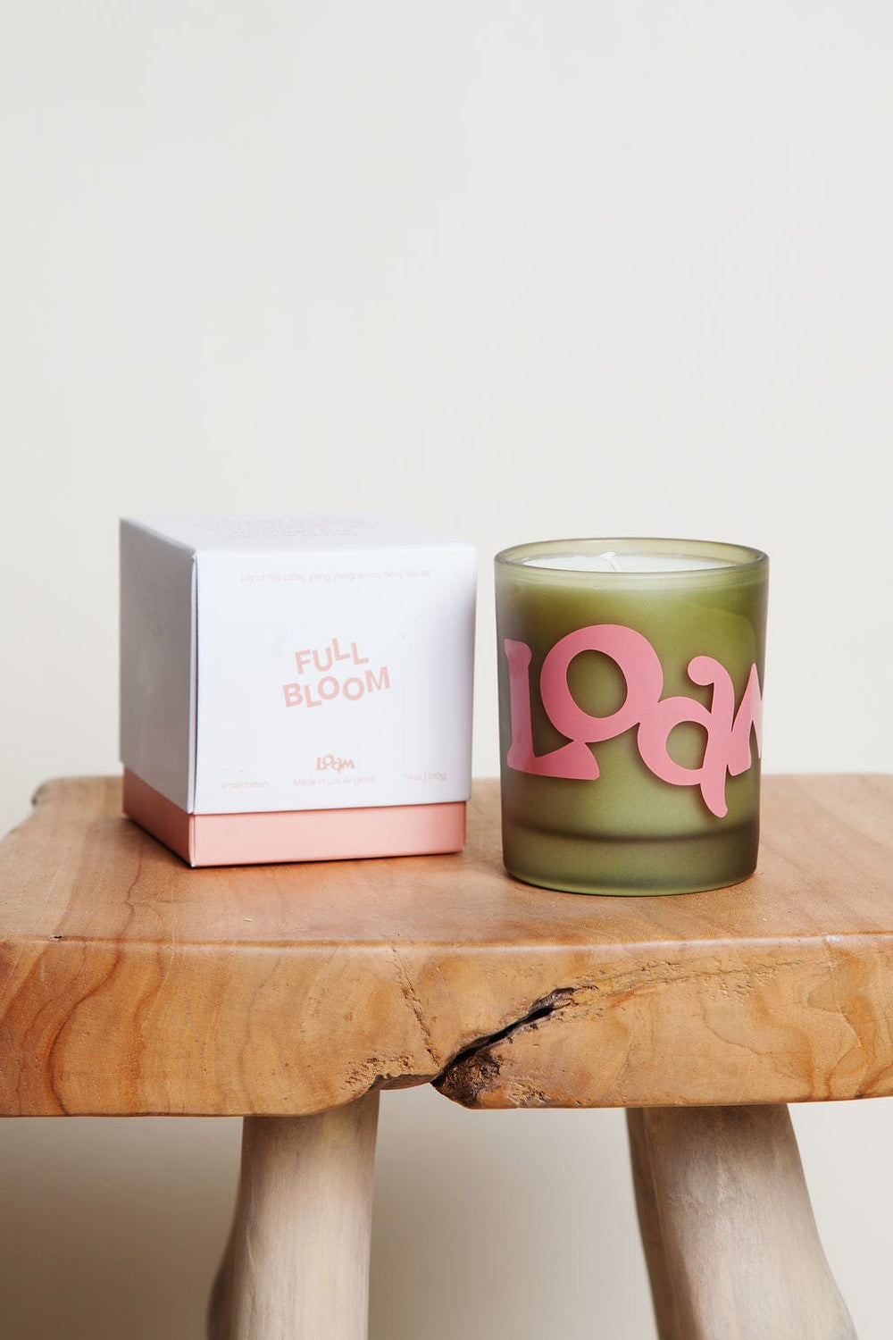candle Full Bloom Candle send a bouquet- the best flower delivery