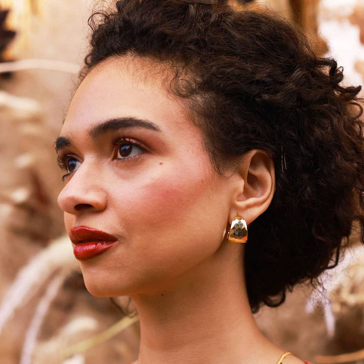 Hammered Vintage Style Hoops: Yellow Gold send a bouquet- the best flower delivery