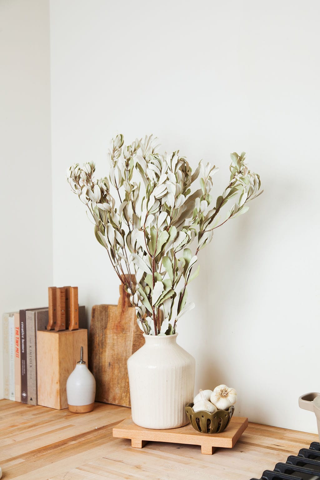 Bunches Integrifolia Foliage send a bouquet- the best flower delivery
