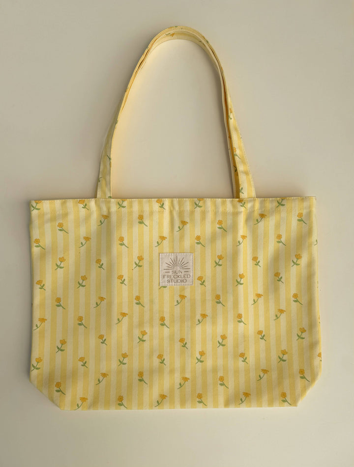 Lemon Blossom Tote Bag: Original send a bouquet- the best flower delivery