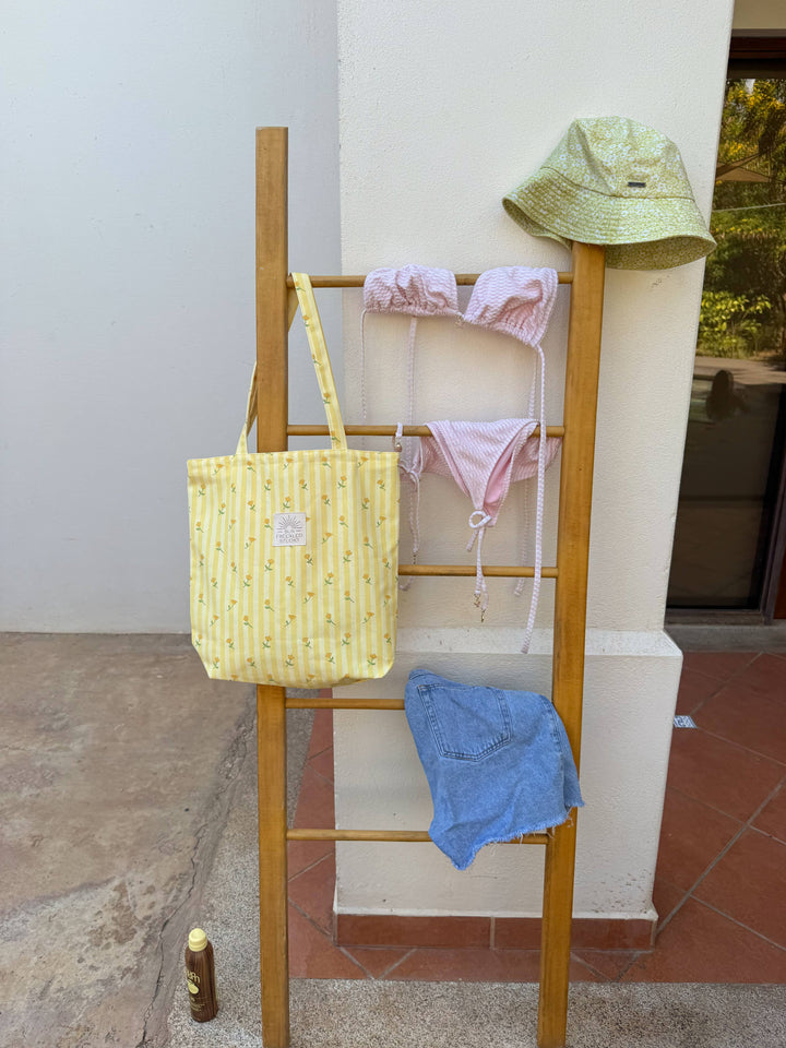 Lemon Blossom Tote Bag: Original send a bouquet- the best flower delivery