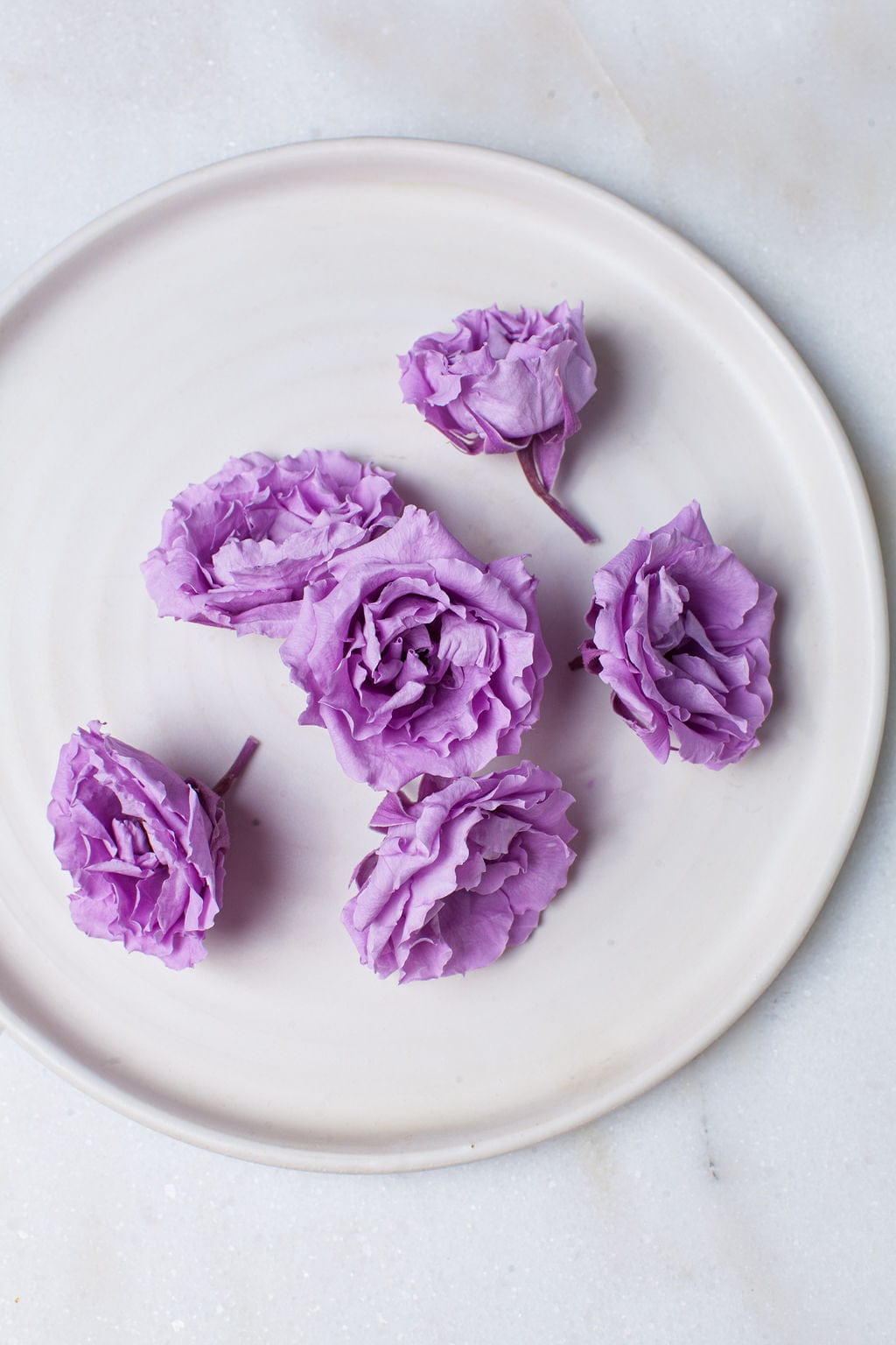 Bunches Lilac Majolica Rose Heads send a bouquet- the best flower delivery