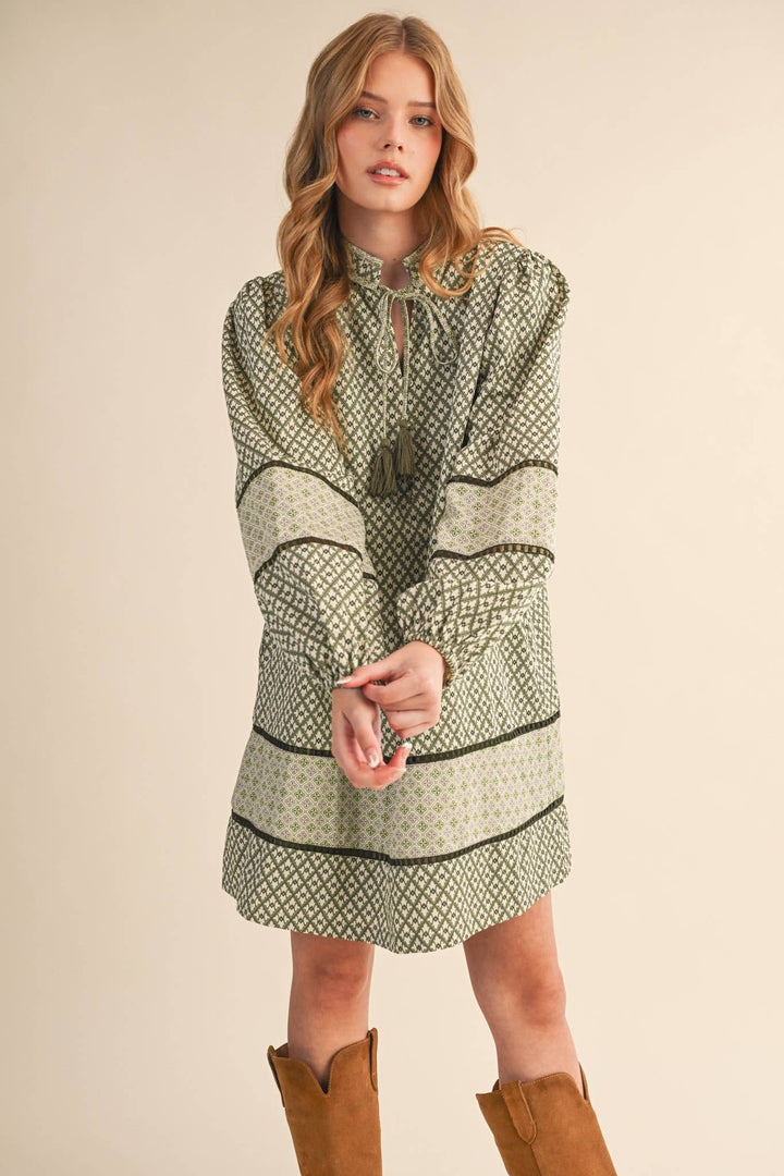MIXED PRINT MINI SHIFT DRESS MDR4391: SAGE OLIVE / M send a bouquet- the best flower delivery
