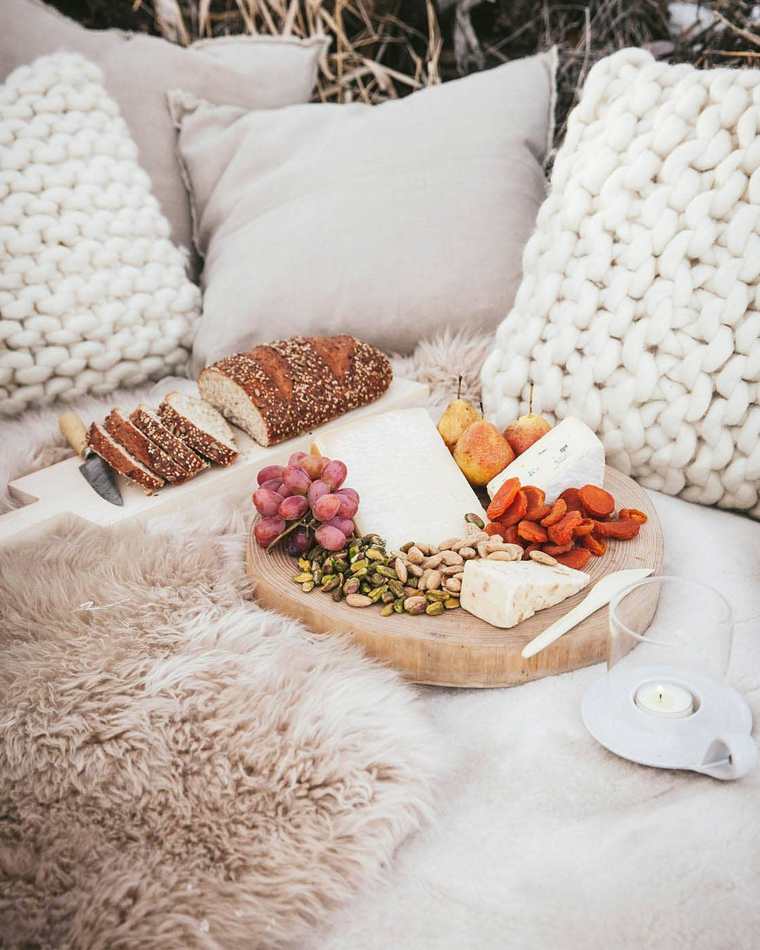 Nordic Sheepskin: Grey send a bouquet- the best flower delivery