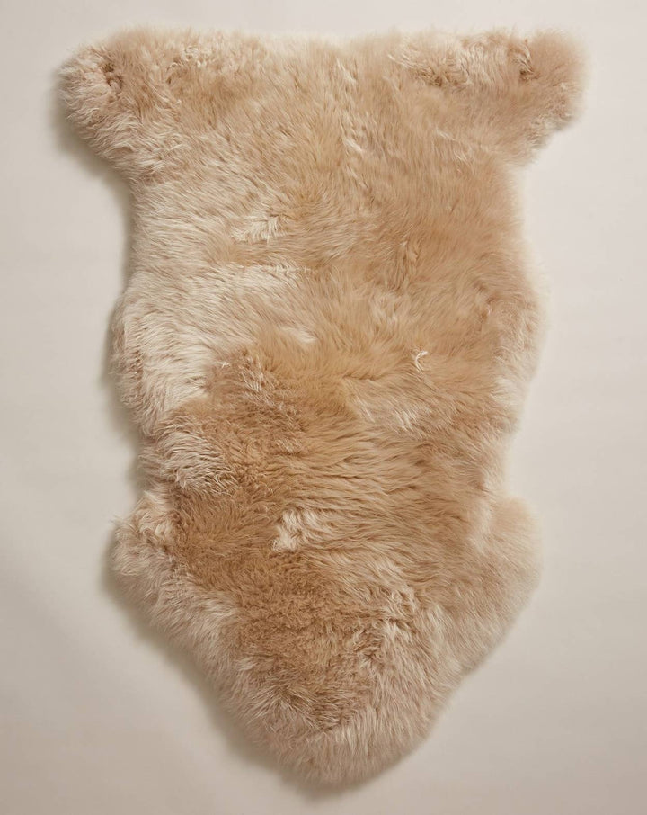 Nordic Sheepskin: Grey send a bouquet- the best flower delivery