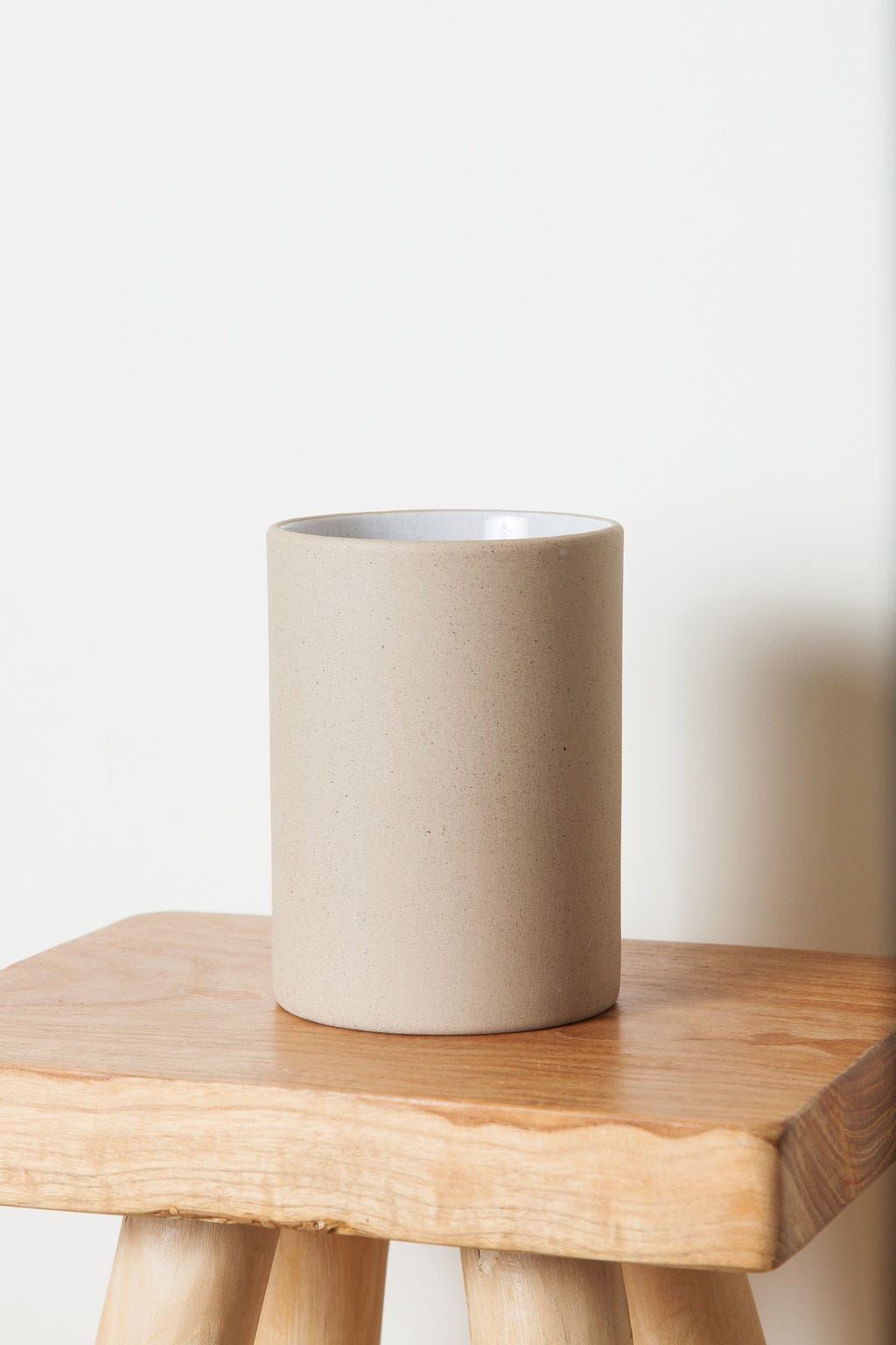 Vase Oat Ceramic Vase send a bouquet- the best flower delivery