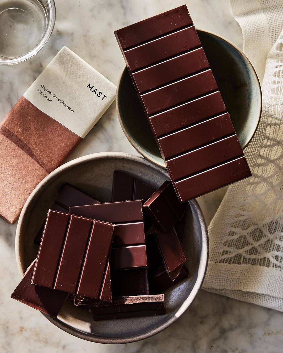 Organic Dark Chocolate 70% Cacao send a bouquet- the best flower delivery
