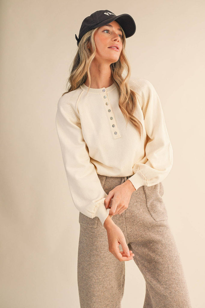 PUFF SLEEVE HENLEY SHELL BUTTON SWEATER MSW11237: IVORY / M send a bouquet- the best flower delivery