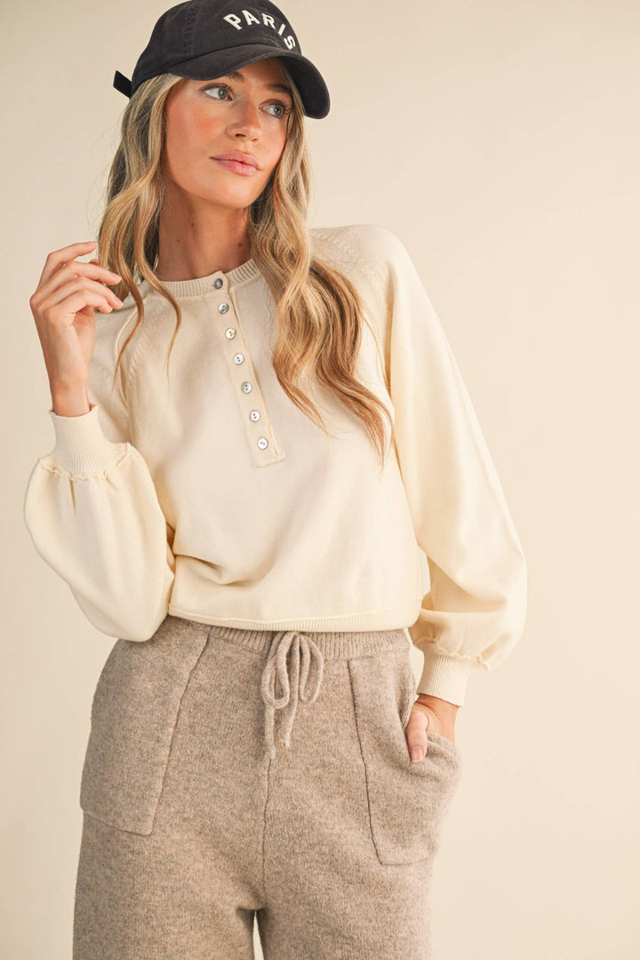 PUFF SLEEVE HENLEY SHELL BUTTON SWEATER MSW11237: IVORY / M send a bouquet- the best flower delivery