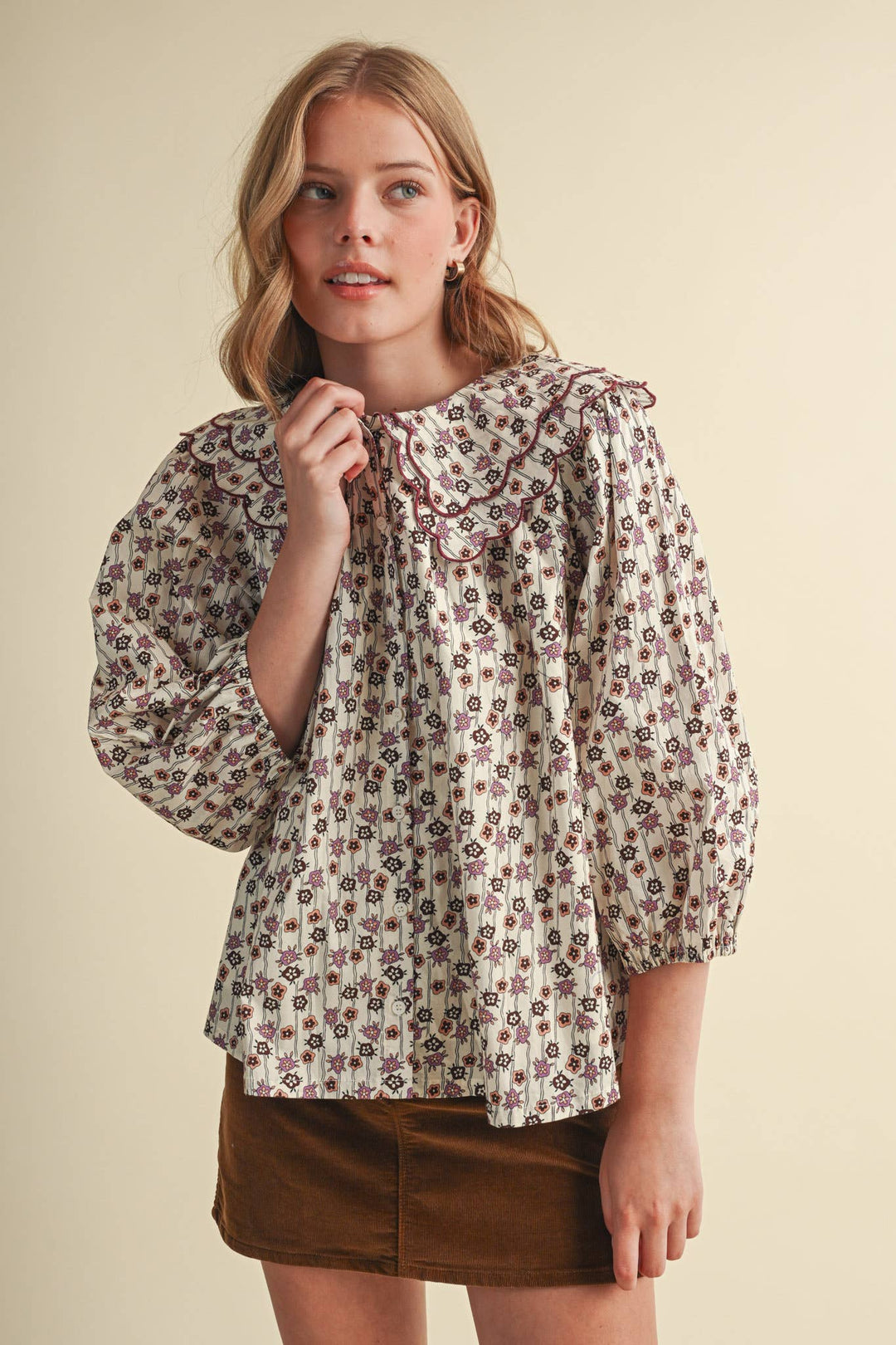 SCALLOPED DOLL COLLAR BUTTON UP FLORAL TOP MTP4964: SAGE FLORAL / M send a bouquet- the best flower delivery