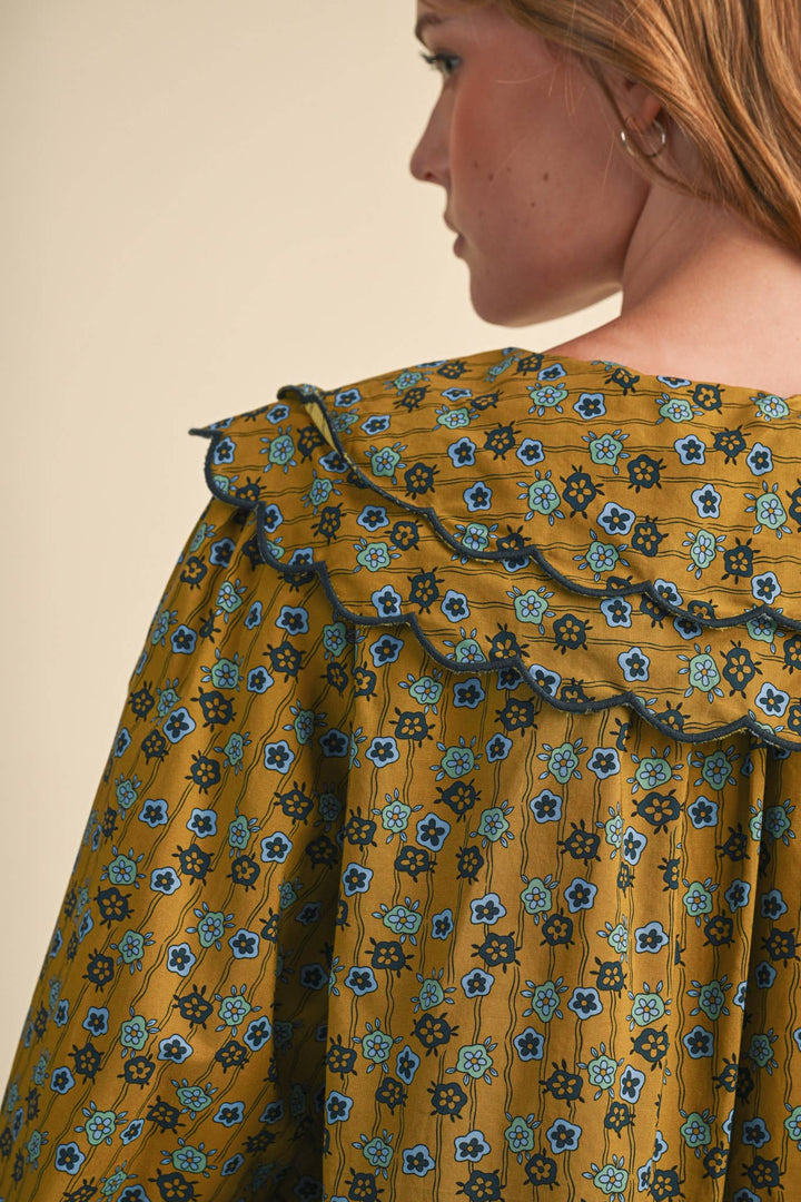 SCALLOPED DOLL COLLAR BUTTON UP FLORAL TOP MTP4964: SAGE FLORAL / M send a bouquet- the best flower delivery