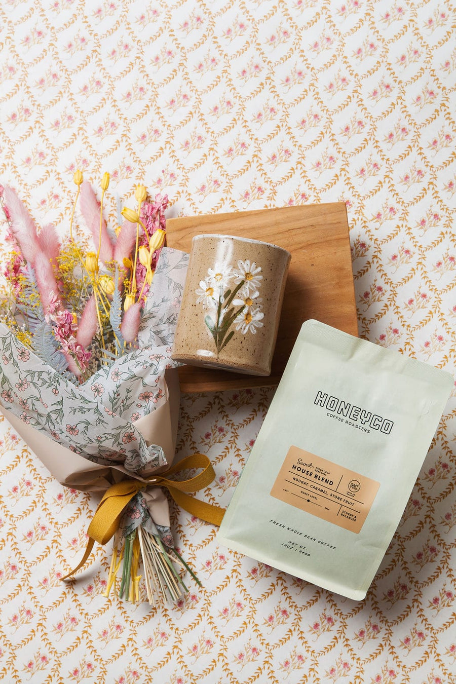Gift Giving Scout x Idlewild Gift Set send a bouquet- the best flower delivery