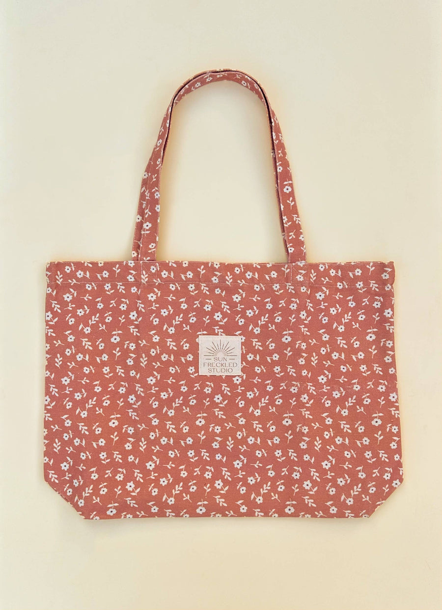 Sienna Flora Tote Bag: Wide send a bouquet- the best flower delivery