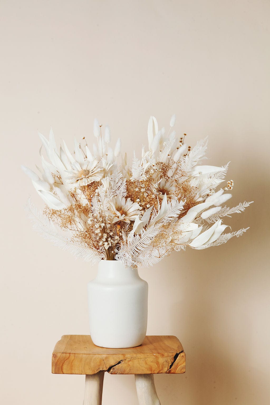 Vase Tall Tulip Vase send a bouquet- the best flower delivery