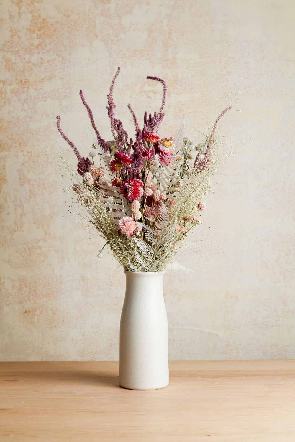 Bouquets The Briar Classic Bouquet send a bouquet- the best flower delivery