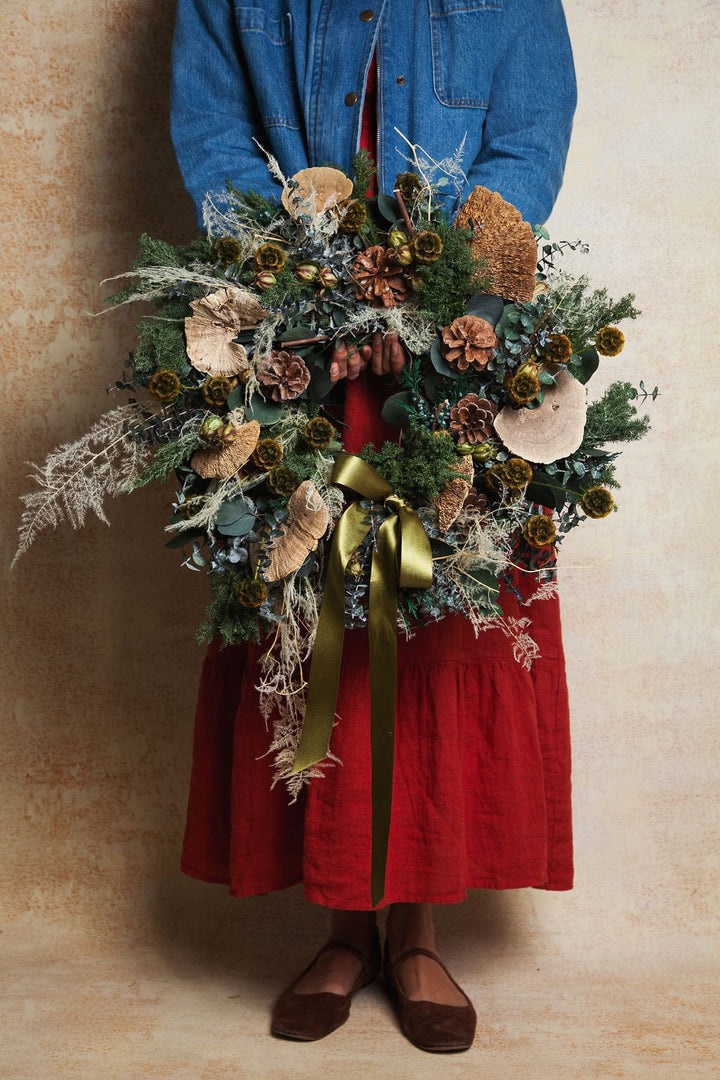 Wreaths The Ivy Preserved Christmas Wreath send a bouquet- the best flower delivery