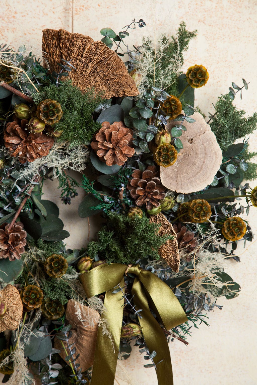 Wreaths The Ivy Preserved Christmas Wreath send a bouquet- the best flower delivery